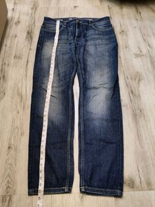 Ma2150 UMM Jeans waist 34 inches