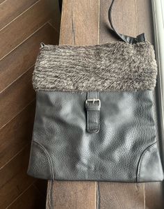 Crossbody pure leather sling bag