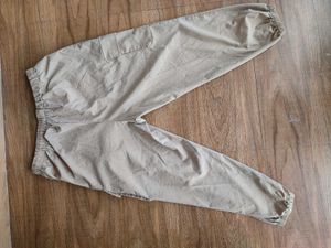 Baggy Beige Cargo Pants
