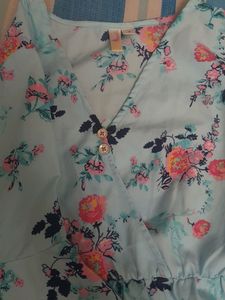 Floral Print Ruffle Top