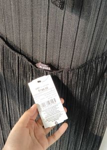 Chic Black Ruffle Detail Dress