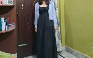 black backless dress