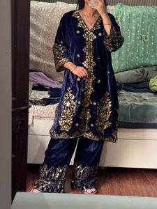 Elegant Velvet Kurta Set