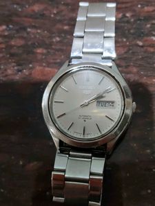 Seiko 5 Mens Wristwatch