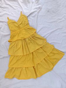 yellow floor length gown (UNUSED)