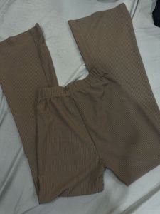 Brown- flared leggings