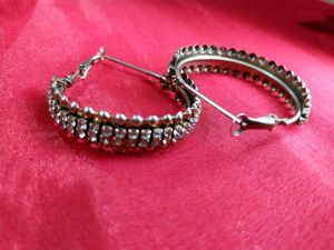 Earings
