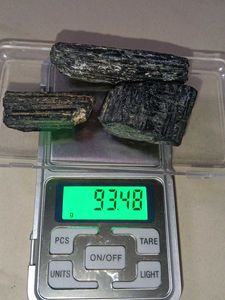 93.48g Raw Black Tourmaline