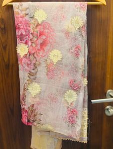Floral Embroidered Kurti Set
