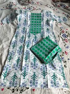 Floral Print Tunic Top