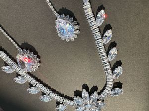 Australian Crystal Super Shiny