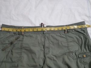 XL SIZE CARGO STYLE WOMEN SHORT