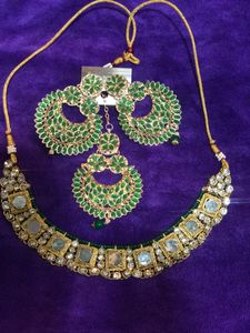 Necklace Set With Maang Tika