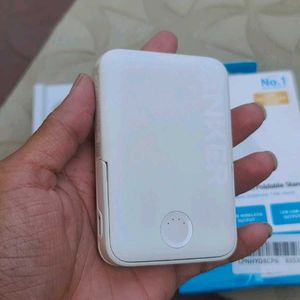 Anker Power Bank 321 MagGo 5000mAh - Black