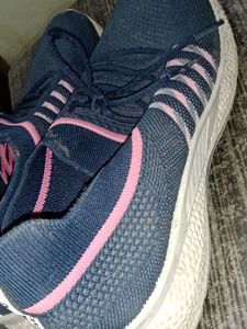 Aqualite Sneakers with Reflective Tag