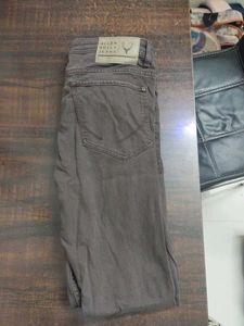 Men&#39;s Brown Jeans