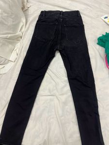 Black Skinny Jeans