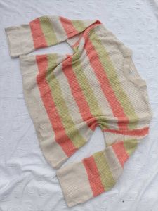 Striped Knit Pullover Sweater 🧡