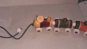 Chennpatna Wooden Toy Train