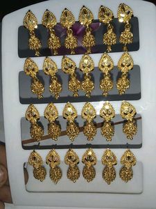 Beautiful Set Of Jhumka