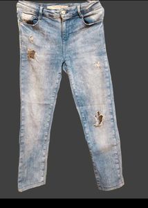 Distressed Light Wash Skinny Jeans