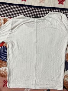 White Top. Globus Brand. Xs Size.