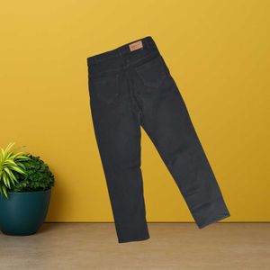 women black skinny jeans size 26 (P-26)