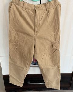 Khaki Cargo Capri Pants
