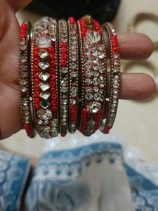 2.6 Metal Bangled