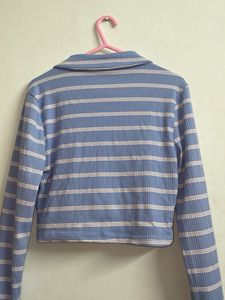 Cute Blue Full Sleeved Crop Top