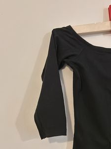 Off Shoulder Basic Black Top