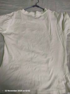 Cute Apple Graphic Tee with a bow