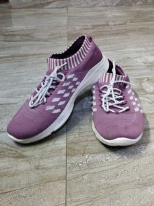 Mauve Sneakers