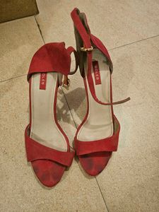 Soles Heels