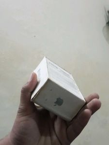 iPhone 4s with box
