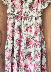 Floral Breeze Cotton Midi Dress – Light, Airy &amp; Pe