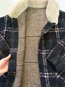 Plaid Jacket with Fur Collar ❤️( free 📦)