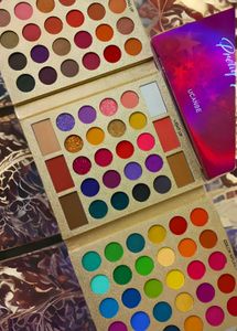 Professional Eyeshadow Palette 🎨