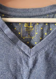 aLL BRAND WOMEN&#39;S PLUS SIZE 5 No. T- Shirt