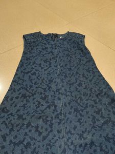 Denim Sleeveless Dress With Pockets