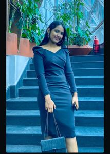 Chic Bodycon Midi Dress black