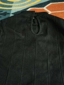 Black Striped Cropped Top