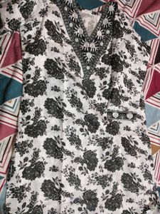Floral Print Kurti Pant Set
