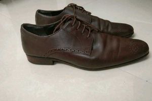 ✨🔥 ORIGINAL ✨ 🔥 BRAND REDTAPE FORMAL BROWN