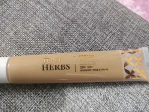 Just herbs Makeup Kit