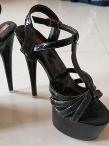 Black Stilettos Heels 👠