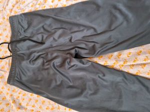 pajamas/lower for girls