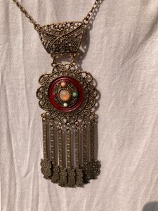 Vintage-Style Statement Necklace