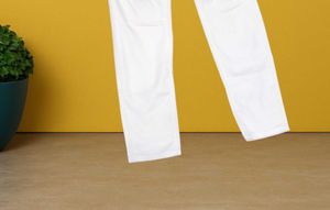L@27 Size-30 White Straight Leg Jeans