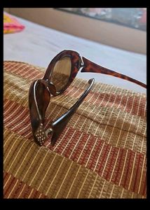 Dubai purchased Stylish Sunglass